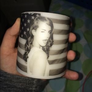 Lana del Rey candle