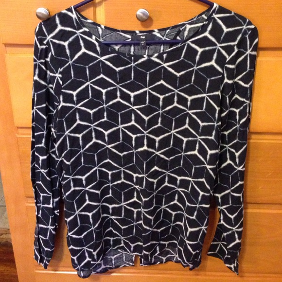 GAP open back blouse