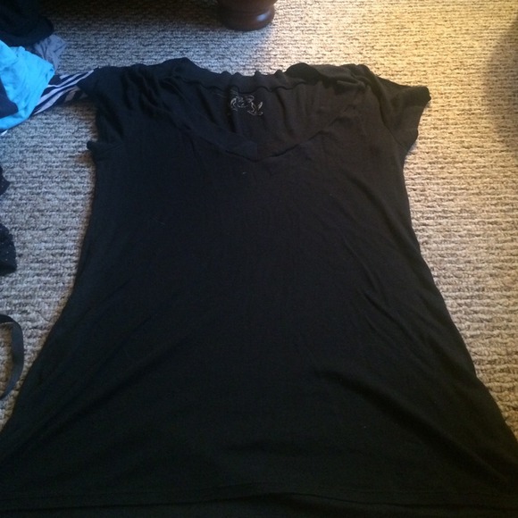 Black v neck top