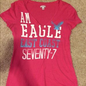 American eagle v-neck tee