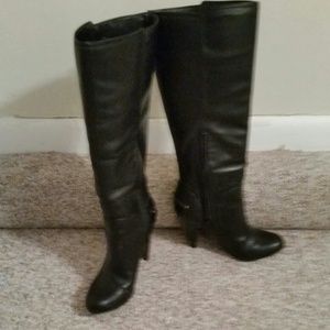 Jessica Simpson boots