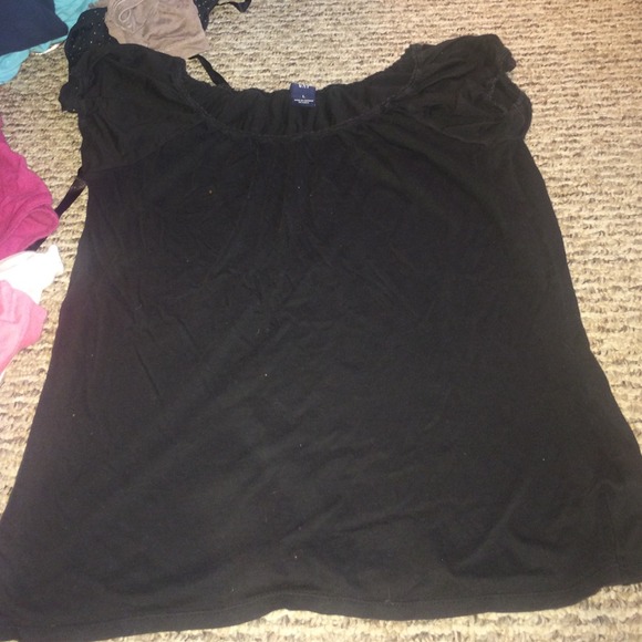 Black cap sleeve top