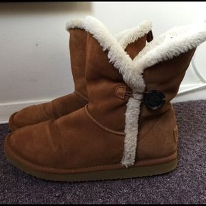 American Eagle Button Boots