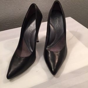 Kenneth Cole silver edition heels