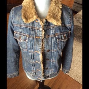 NWOT GAP SHEARLING LINED DENIM COAT