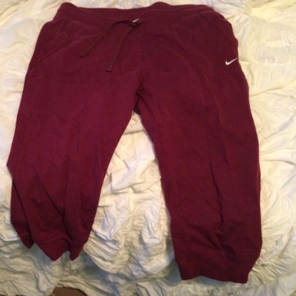 Nike sweat capris