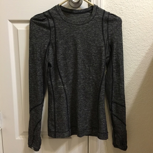 Lululemon Top Size 2! $30 shipped!