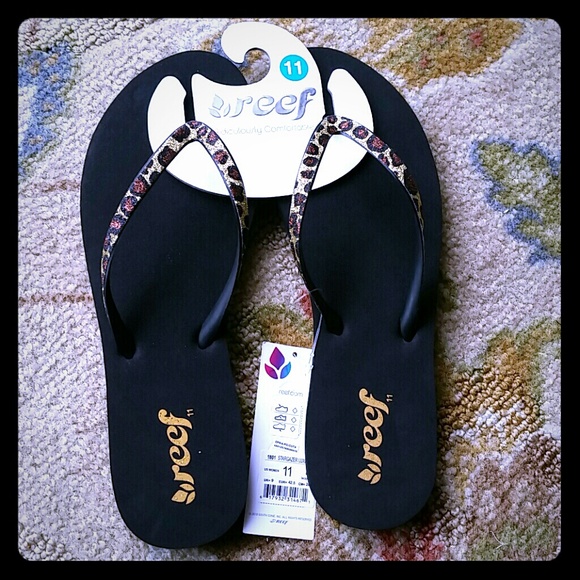reef Shoes - HOST PICK !! Reef leopard sandals size 11.