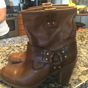 Vera gonna Italian leather boots