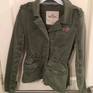 Fitted army green jacket