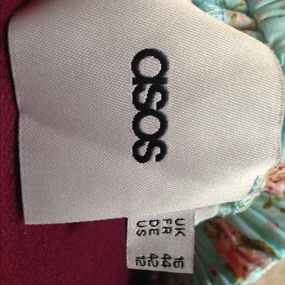 Cute top - Picture 3 of 3