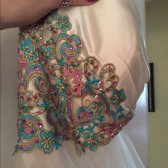 Prom Dress! - Picture 2 of 4