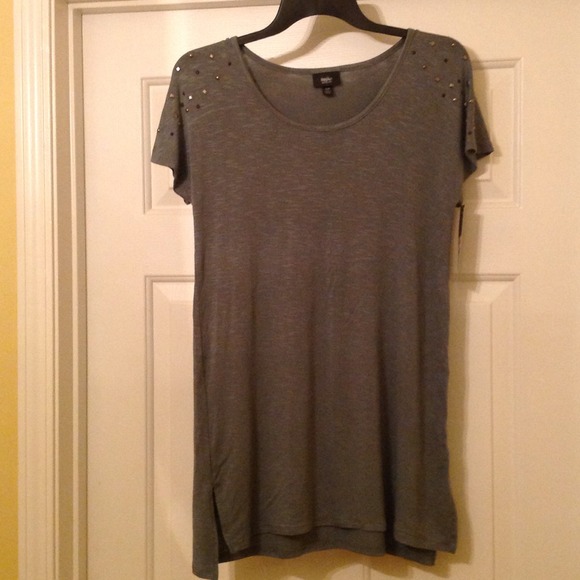 SOLD - Mossimo flowy army green tunic - size xs