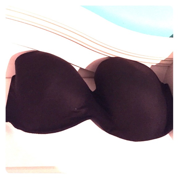 38DD Victoria secret strapless bra