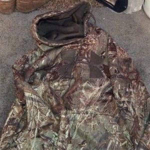 Under Armour camo hooded sweatshirt