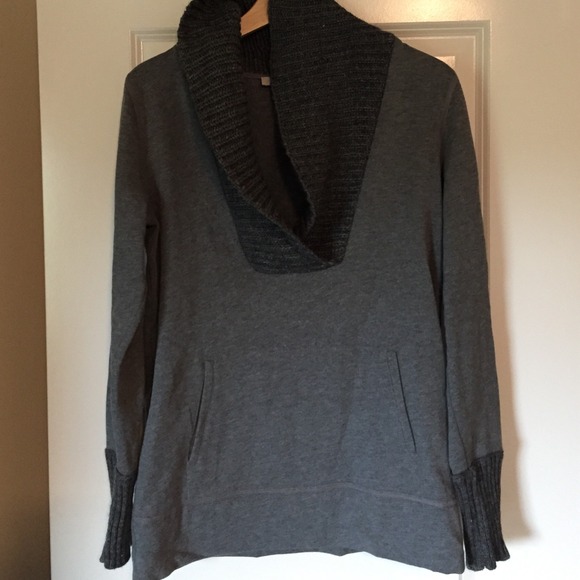 Ann Taylor soft and warm sweater