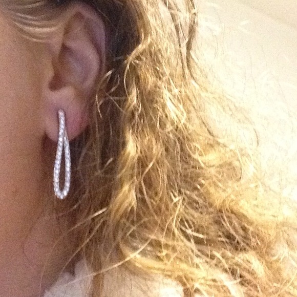 Swarovski Earrings additional photos - Picture 1 of 2