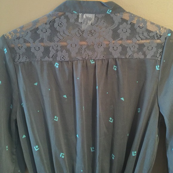 Mossimo Gray and Teal Belted Top