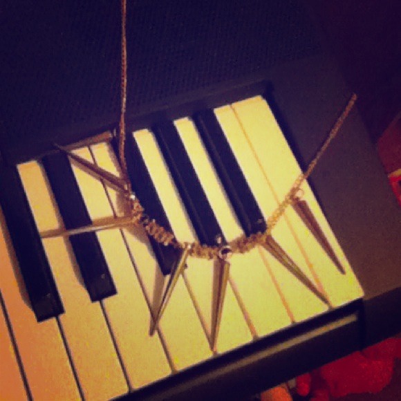 Gold spike necklace