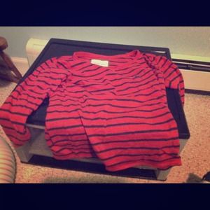 3/4 length sleeve shirt