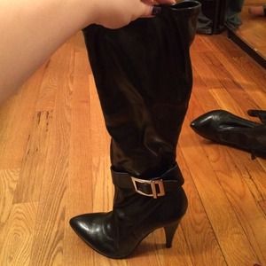 BCBG Black patent leather BOOTS