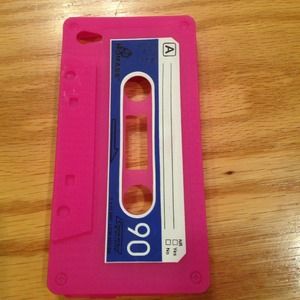 iPhone 4 dvd case
