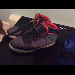 Gravis by burton sneakers