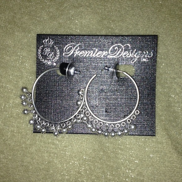 Premier designs earrings