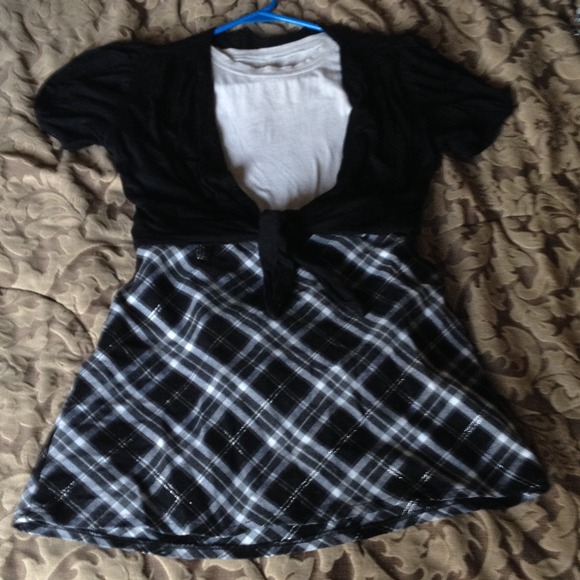 Plaid skirt outfit bundle