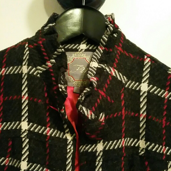 Fall Perfect Plaid Jacket - Picture 2 of 4