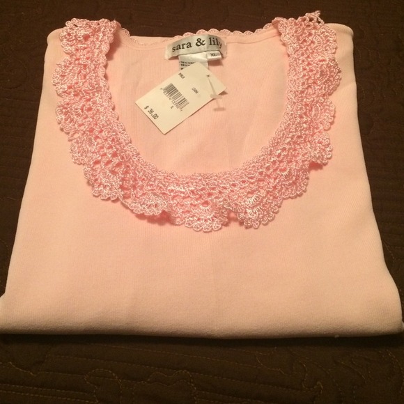 Pink top - Picture 4 of 4