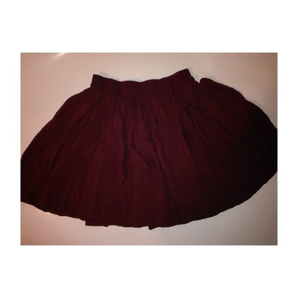 Brandy melville skirt
