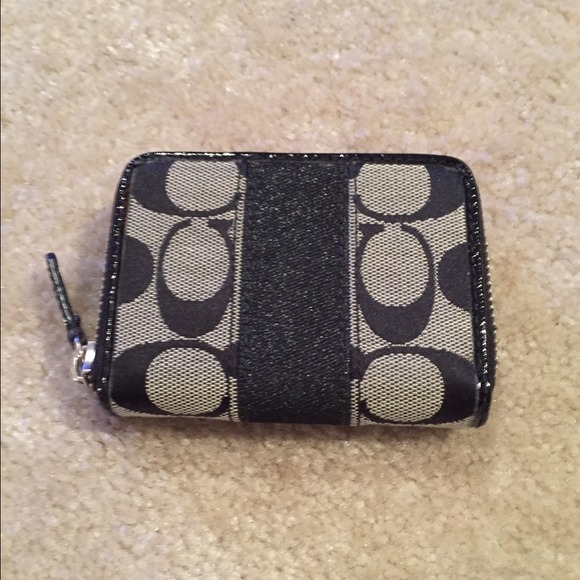 Coach small wallet -bundled