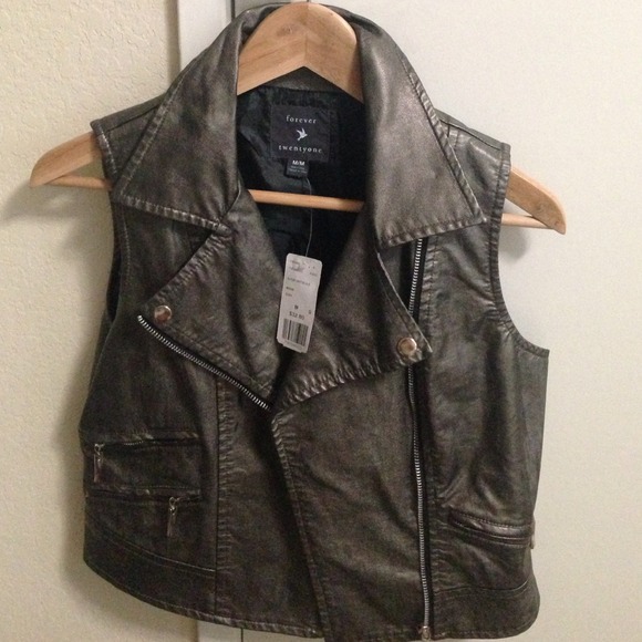 Metallic silver/gray Forever 21