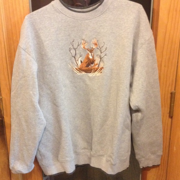 Sweatshirt