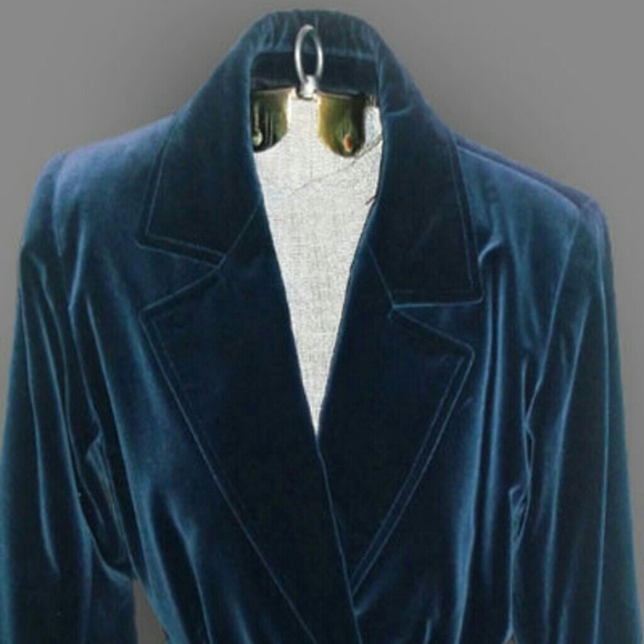 SOLD Saint Laurent Rive Gauche Blue Velvet jacket - Picture 2 of 4
