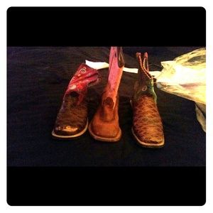 ARIAT Girls cowboy boots