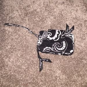 Brand New Vera Bradley smartphone wristlet