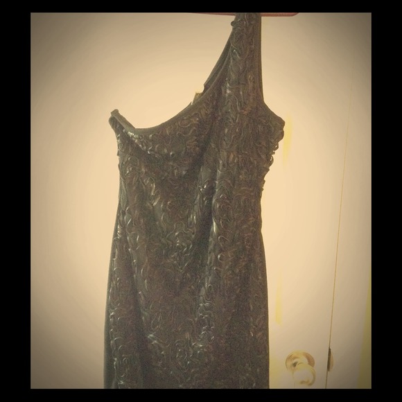 One shoulder Lil black dress