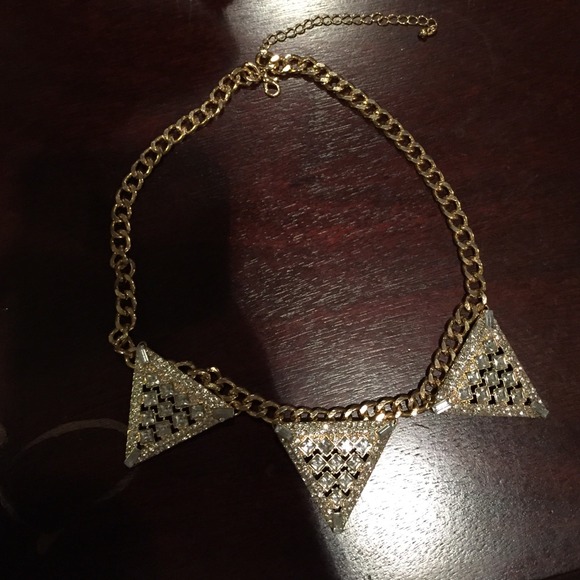 Costume necklace gold and silver