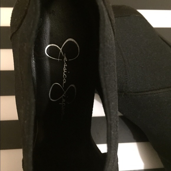 Jessica Simpson Open toe shoe