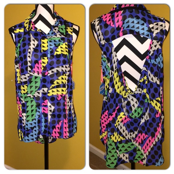 Colorful shirt with drop back