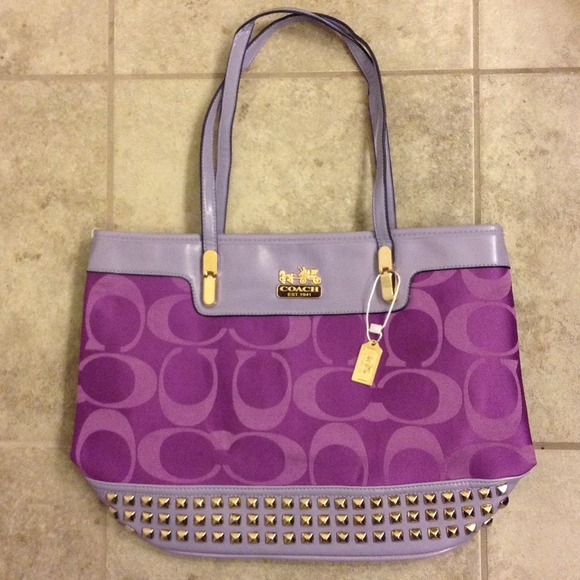 Coach Handbags - 💜Coach bag💜