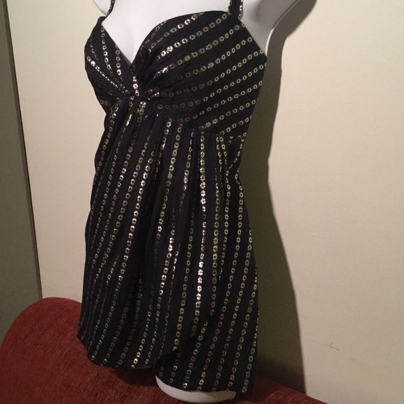 Navy Blue Tank - Picture 2 of 3