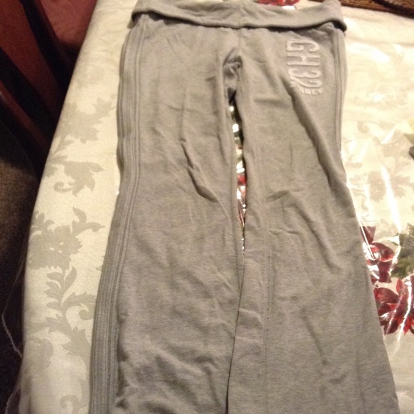 🚫TRADED🚫  Gilly Hicks stretch sweatpants