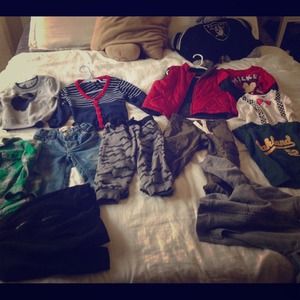 2 Bundles of toddler clothes for boys