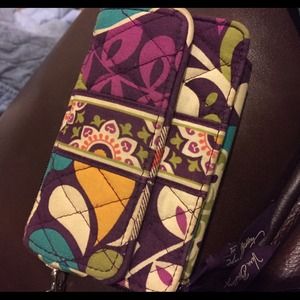 Vera Bradley cross body/wristlet