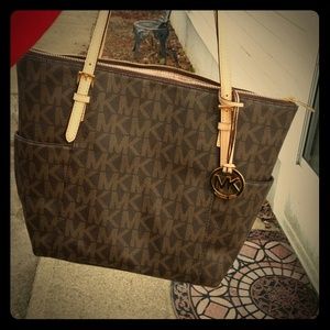 Michael Kors MK hangbag