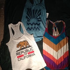 1 multicolored tank top ❤️