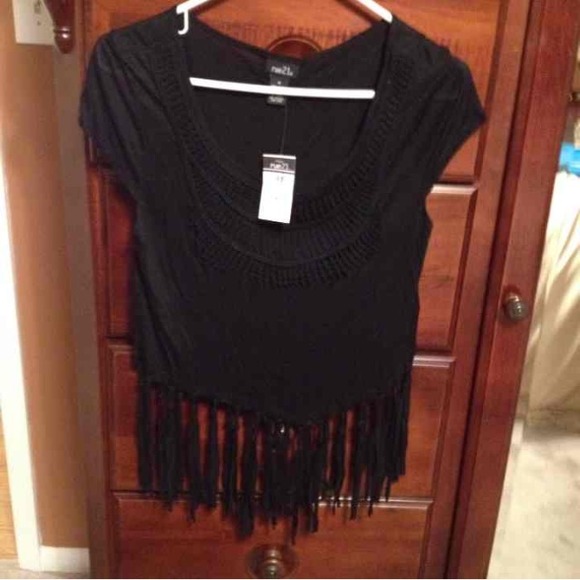Black fringe crop top